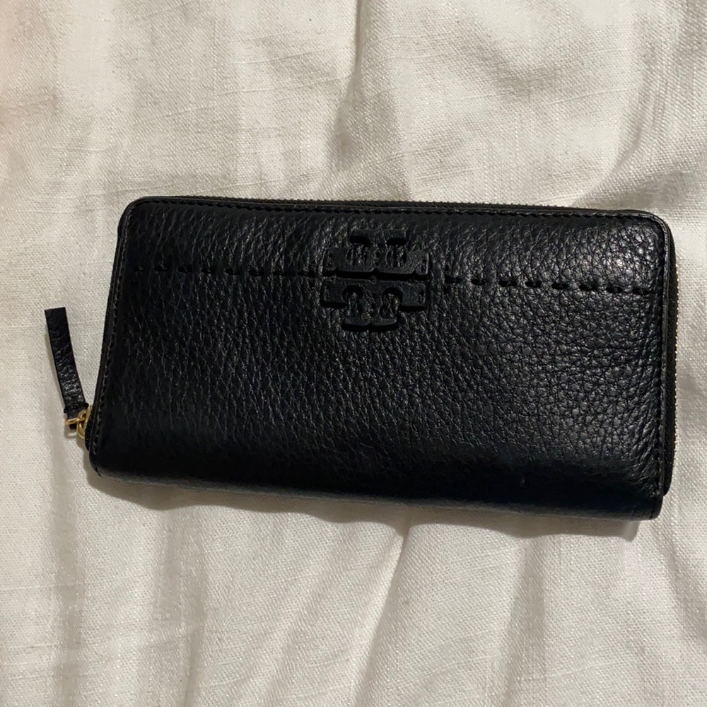 Tory burch wallet